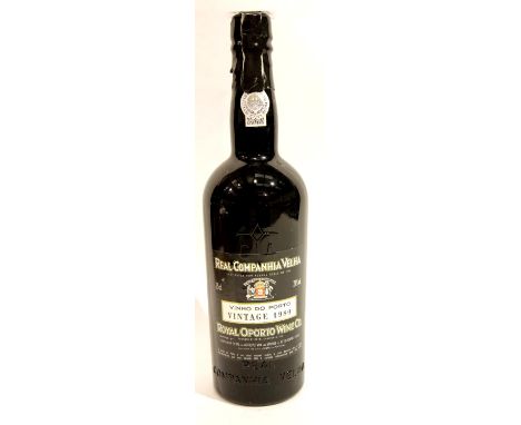 Bottle of Real Companhia Velha 1980 vintage port. P&amp;P Group 2 (£18+VAT for the first lot and £3+VAT for subsequent lots) 
