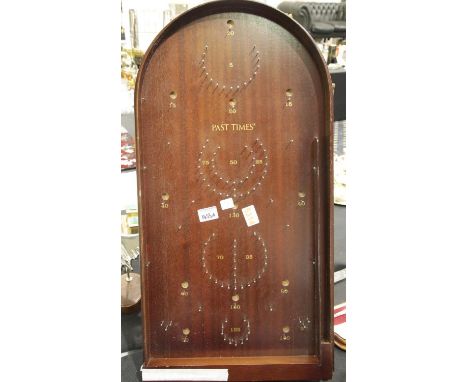 Vintage bagatelle game. P&amp;P Group 3 (£25+VAT for the first lot and £5+VAT for subsequent lots)