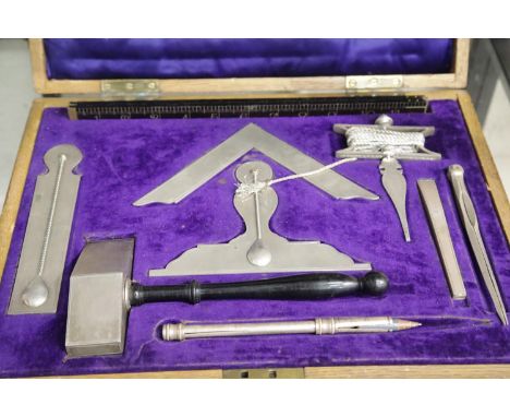 Oak cased Masonic set of working tools in white metal. Not available for in-house P&amp;P. 