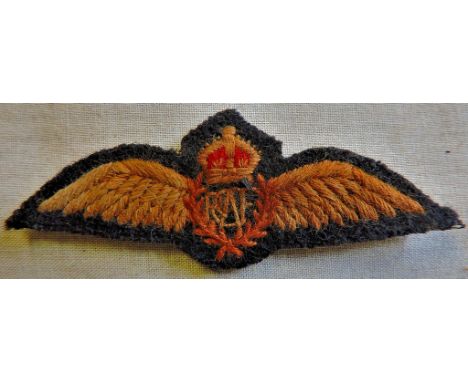 RCAF Half size WWII Pilots wings, a scarce patch.
