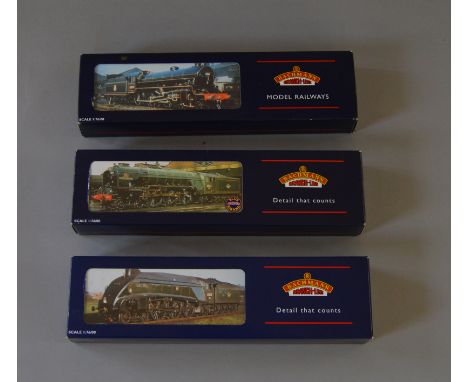 OO Gauge. Bachmann 3 x locomotives. Class B1 L/C BR black"Oliver Bury", Class A1 E/C BR blue "North British" & Class A4 LNER 