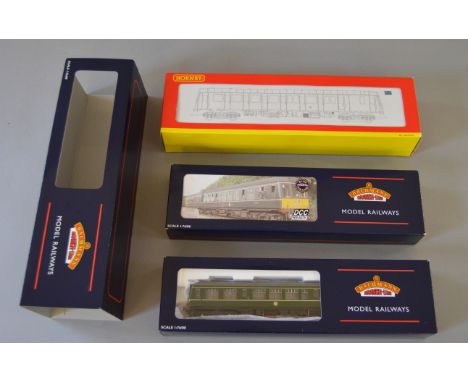 OO Gauge. Hornby & Bachmann. 2 x DCC ready BR green DMU's. Class 121 single & Class 108 2 car set. 