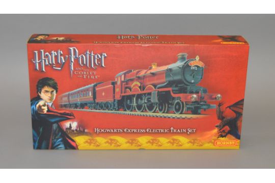 hornby harry potter hogwarts express electric train set