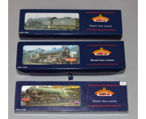 OO Gauge. Bachmann. 3 x locomotives. BR A1 class "Kestrel" L/Crest, LNER B1 class "Roedeer" black & LNER V2 class "Green Howa