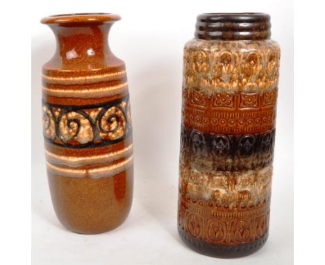 Scheurich Keramik - West German retro mid century ceramic pottery vases. Of cylindrical form with textured body with repeatin