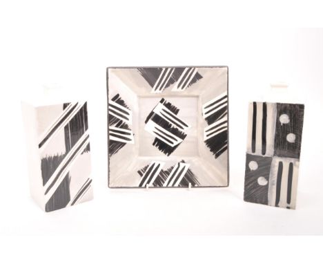 Wayman - A collection of three ceramic Wayman studio pottery pieces having hand painted abstract monochrome decoration. Compr