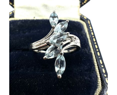 9ct white gold topaz &amp; diamond ring weight 2.8g 