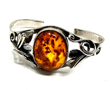 Vintage silver &amp; Amber bangle weight 29g 