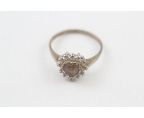 9ct gold heart shaped amethyst and cubic zirconia cluster ring (2g) 