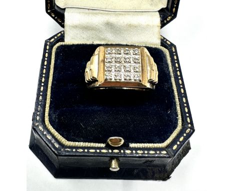 9ct gold diamond signet ring weight 6.7g 0.25ct diamonds 