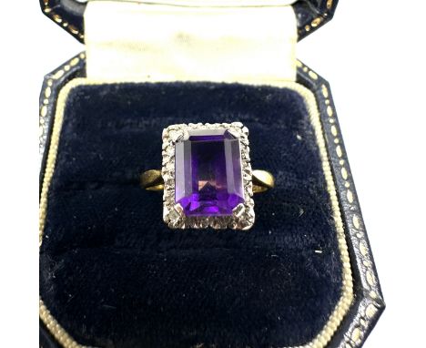 18ct gold amethyst &amp; diamond halo ring weight 3.6g 