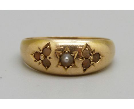 A Victorian 15ct gold ring set with pearls, a/f, 2.7g, M 