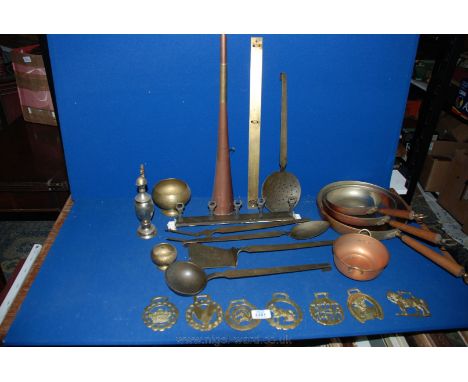 A quantity of brass and copper including three copper Saucepans, copper Hunting Horn, Kitchen Tools, etc.