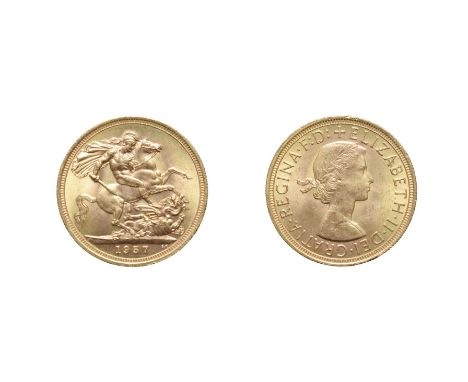 Elizabeth II 1967 Sovereign. Obv: First portrait right. Rev: George and the dragon, 1967 in exergue. S. 4124. Some contact ma
