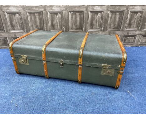 EARLY 20TH CENTURY CABIN TRUNK, 92cm wide