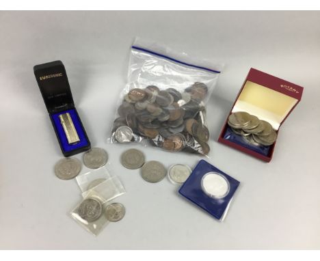 COLLECTION OF COMMEMORATIVE CROWNS, along with the Defence Medal, silver Isle of Man and Virgin Islands coins and a gold plat