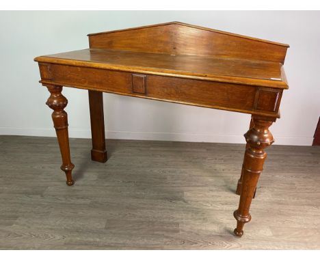 VICTORIAN OAK CONSOLE TABLE, 137cm wide