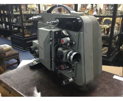 COLLECTION OF CAMERA EQUIPMENT AND ACCESSORIES, including cameras, projector, reels and slides