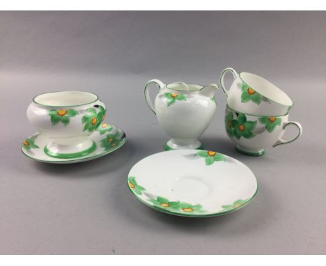 PARAGON TEA SERVICE, with floral decoration, comprising 6 cups, 6 saucers, milk jug and sugar bowl