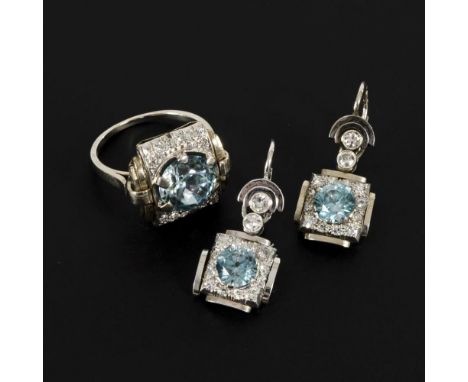 Ring und Ohrhängerpaar mit Farbsteinen, Brillanten und Diamanten Weißgold 585 gestempelt. Ringgröße 55. Ohrhänger 2,5 x 1,8 c