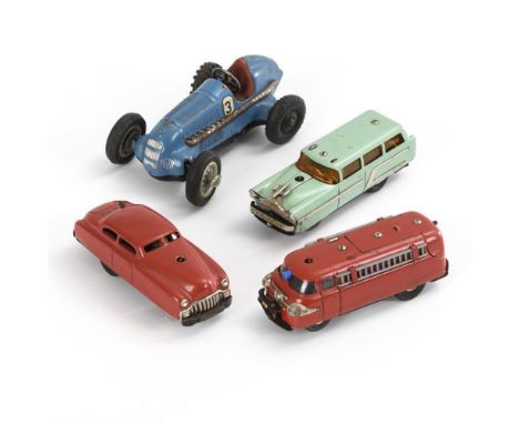 4 mechanische Blech-AutosSchuco. Alle gemarkt: 2x "Western Germany", 2x "US-Zone".Blech. L 11 - 14 cm. Blauer Studio-Rennwage