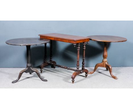 A Victorian mahogany rectangular occasional table with moulded edge to top, on twin turned and spiral fluted end supports, wi