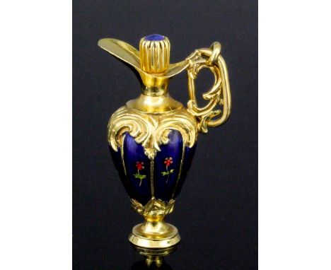 A modern 18ct gold and enamel ewer pattern perfume bottle pendant, the body enamelled with blue panels inset with scarlet and