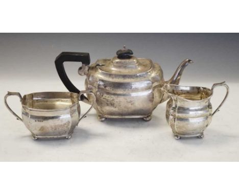 Edward VIII silver three-piece tea-set, Sheffield 1936, teapot 13cm high, 960 grams approx gross