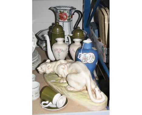 VARIOUS CERAMICS, to include Carltonware, crouching Tiger figure, jug and bowl etc