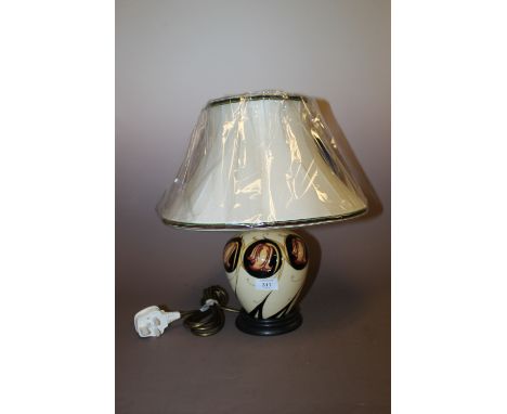 A MOORCROFT LAMP & SHADE