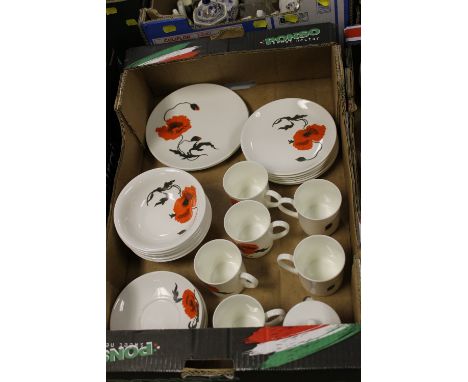 A TRAY OF WEDGWOOD SUSIE COOPER 'CORN POPPY' TEA WARE ETC