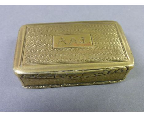 An early 19C gilt snuff box