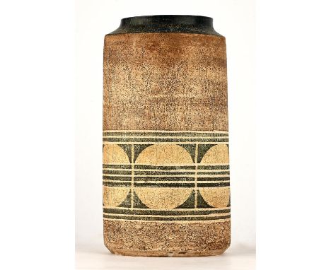 ALISON BRIGDEN (BRITISH, NEWLYN 1977-1983), cylindrical jar, 20cm high x 10.5cm