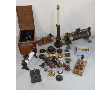 A mixed lot of vintage electrical items to include dolly switches, together with morse telegraph keys and other itemsLocation