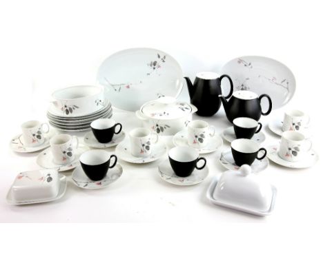 Raymond Lewy for Rosenthal service with dinner plates tureens, tea and coffee .  