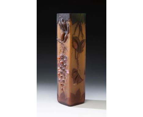 ÉMILE GALLÉ (Nancy, France, 1846 - 1904).Art Nouveau vase; France, ca. 1900.Acid-etched cameo glass.Vase with an organic-insp