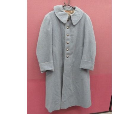 WW1 French Horizon Blue Officer’s Greatcoatlight horizon blue, single breasted, long coat.  Large turn over collar.  Waist an