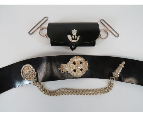 Post 1953 The Rifles Officer’s Crossbelt and Pouchblack patent leather pouch. The flap with silvered QC strung bugle. Silvere