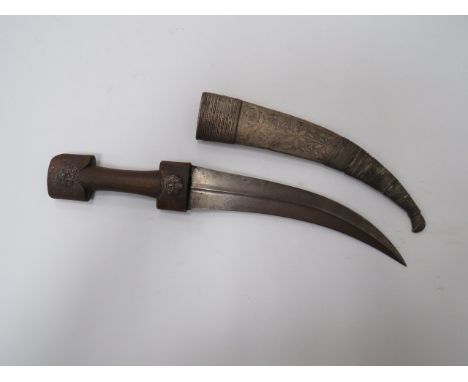 Albanian / Balkans Horn Hilted Jambiya9 3/4 inch, slightly curved, double edged Damascus blade with central rib.  Carved one 