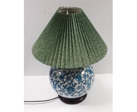 Oriental Table Lamp 