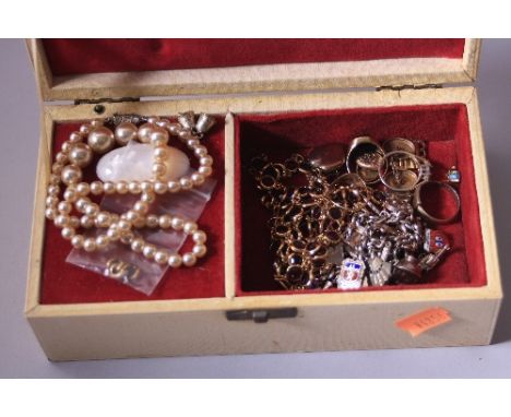 A JEWELLERY BOX, to contain jewellery items to include three signet rings, a ladies dress ring, a pair of cufflinks and a sil