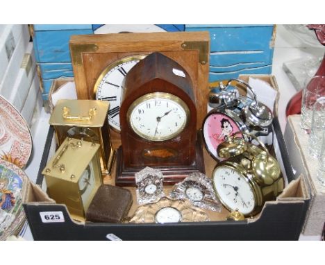 VARIOUS CLOCKS AND TIMEPIECES, to include inlaid mantle clock, 'Betty Boop' alarm etc