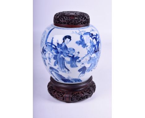 A Chinese blue and white figural jar, Kangxi period (1662 - 1722)
The rounded ovoid form vase painted to the exterior with mo