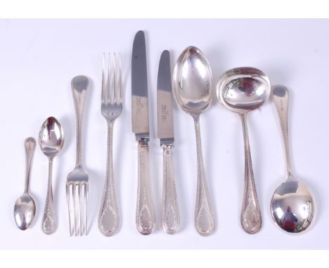 A modern Roberts & Belk silver eight place setting complete cutlery suite, comprising; tableforks, dessert forks, soup spoons