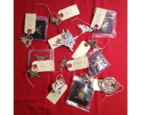 Sultan of Oman Land Forces badges. Comprising 20 metal and cloth & bullion badges. Collected by the late Major M.E. Roythorne