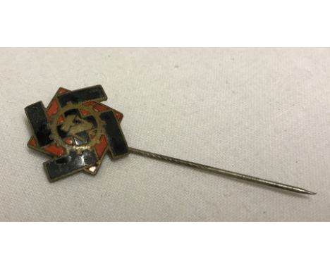 A TeNo (Technical Emergency Help) Membership Stick Pin. Marked Ges. Gesch to reverse and numbered 15185. 