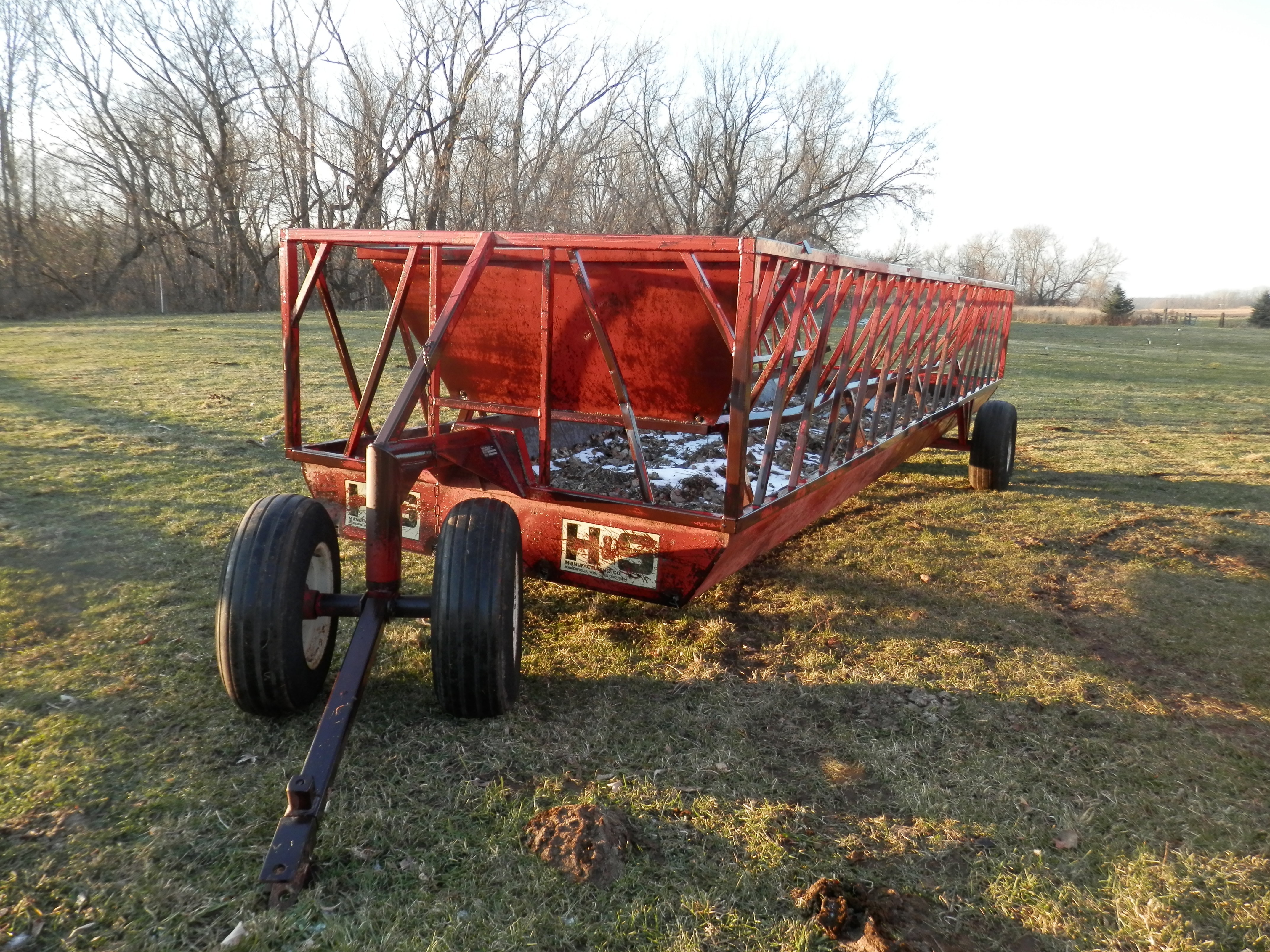 H&S 7x24' Slant Bar Feeder Wagon w/Double Front Dolly Wheels, Good Floor.