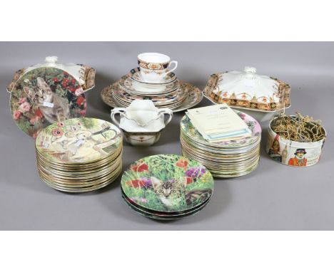 An Edwardian part dinner service, two sets of Royal Worcester limited edition collectors plates to include Making Friends and