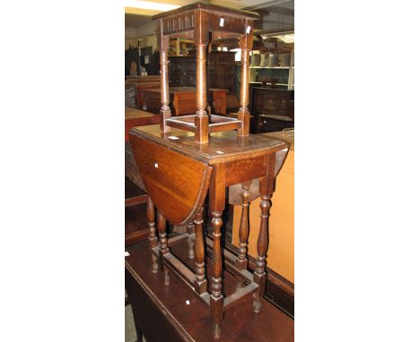 Early 20th Century small oak gate legged table, together with a reproduction oak square occasional table. (2)(B.P. 24% incl. 