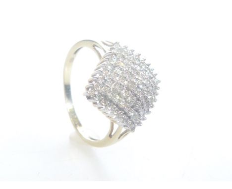 9ct gold and diamond ring, size U